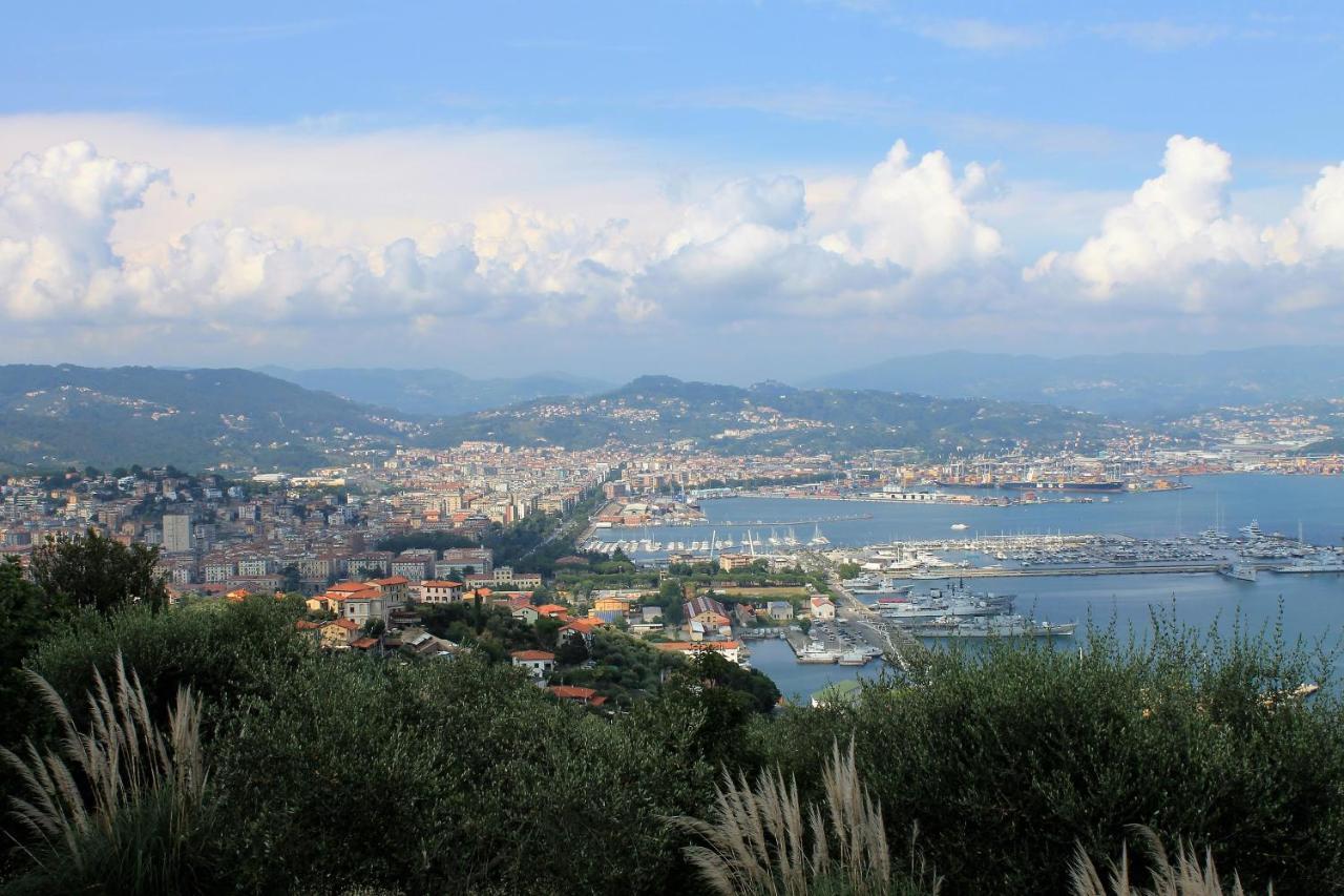 Agriturismo Terrazza Sul Golfo - Il Casale Villa La Spezia Bagian luar foto